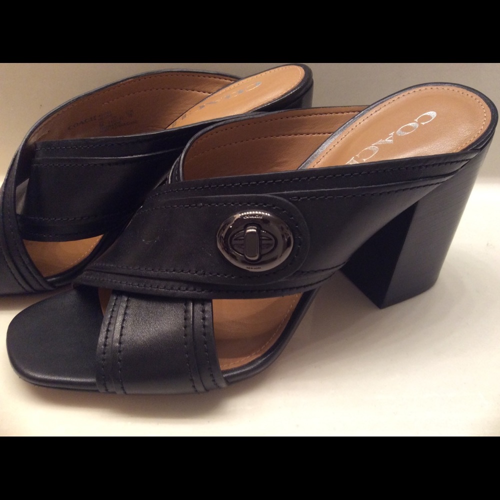 Coach ‘Meggie’ Saddle Heel size 9